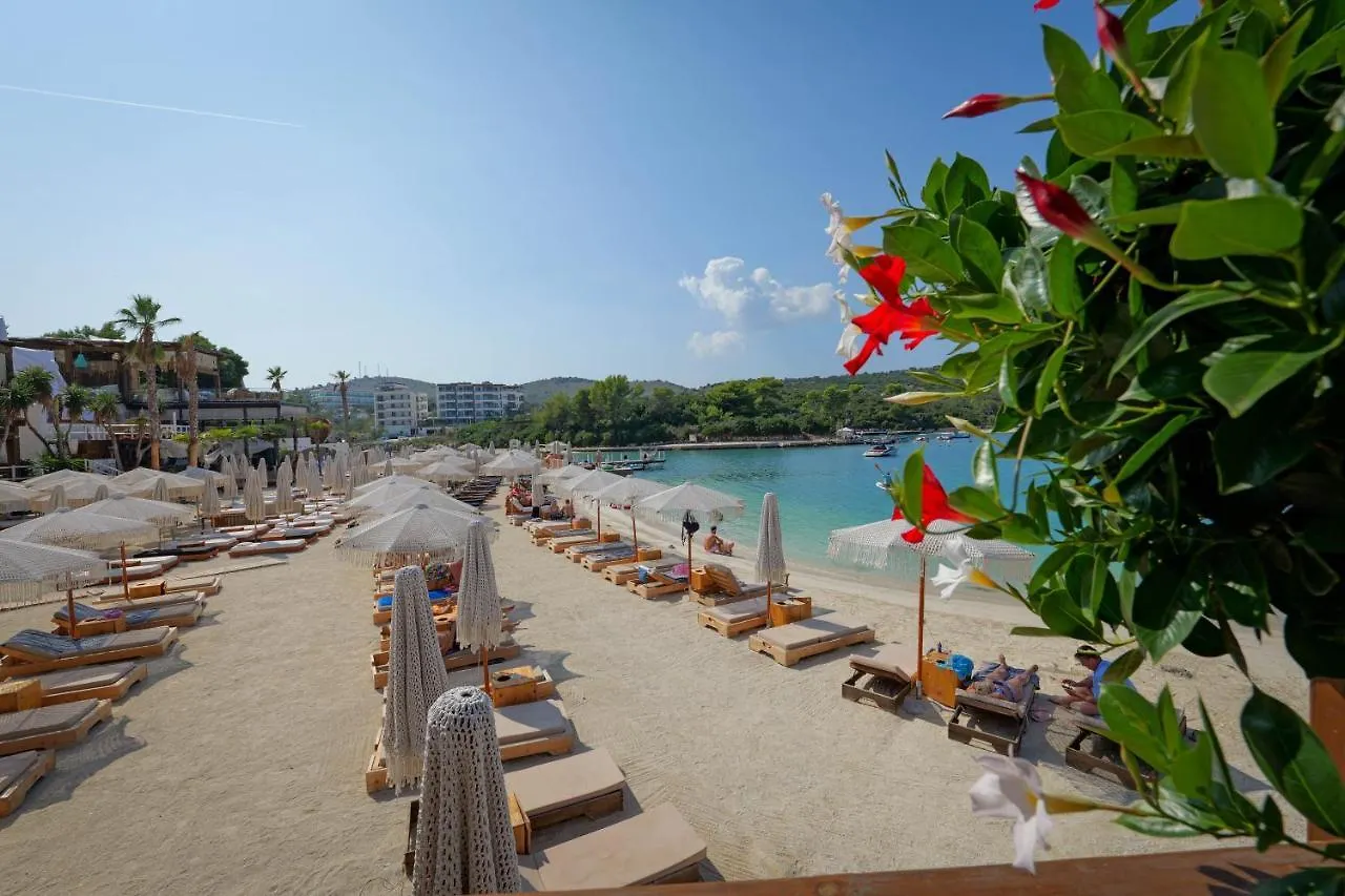 ****  Hotel Denoel Ksamil Albânia