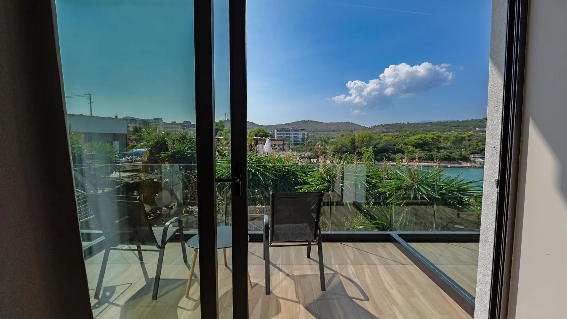 Hotel Denoel Ksamil