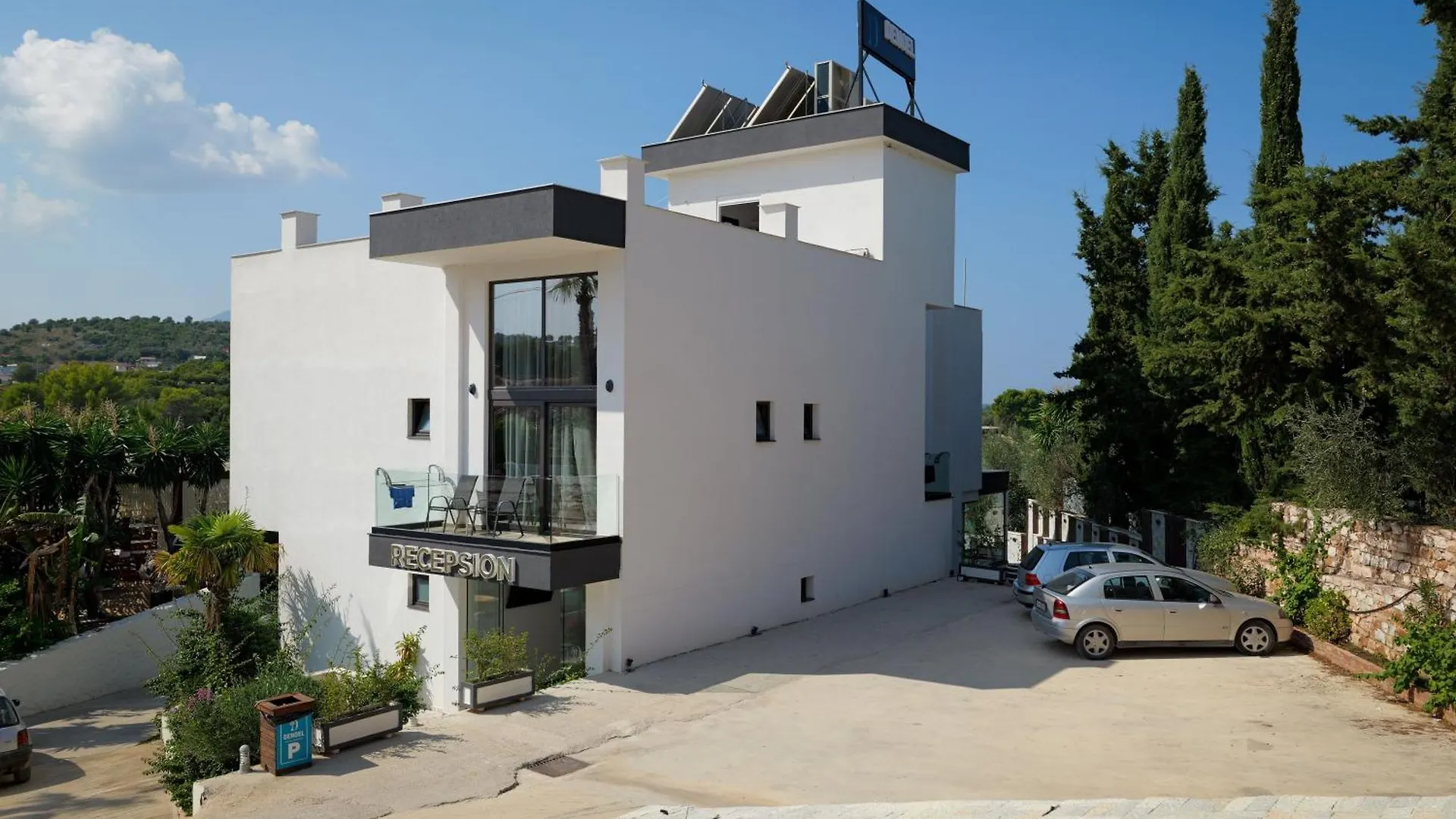 Hotel Denoel Ksamil Albania